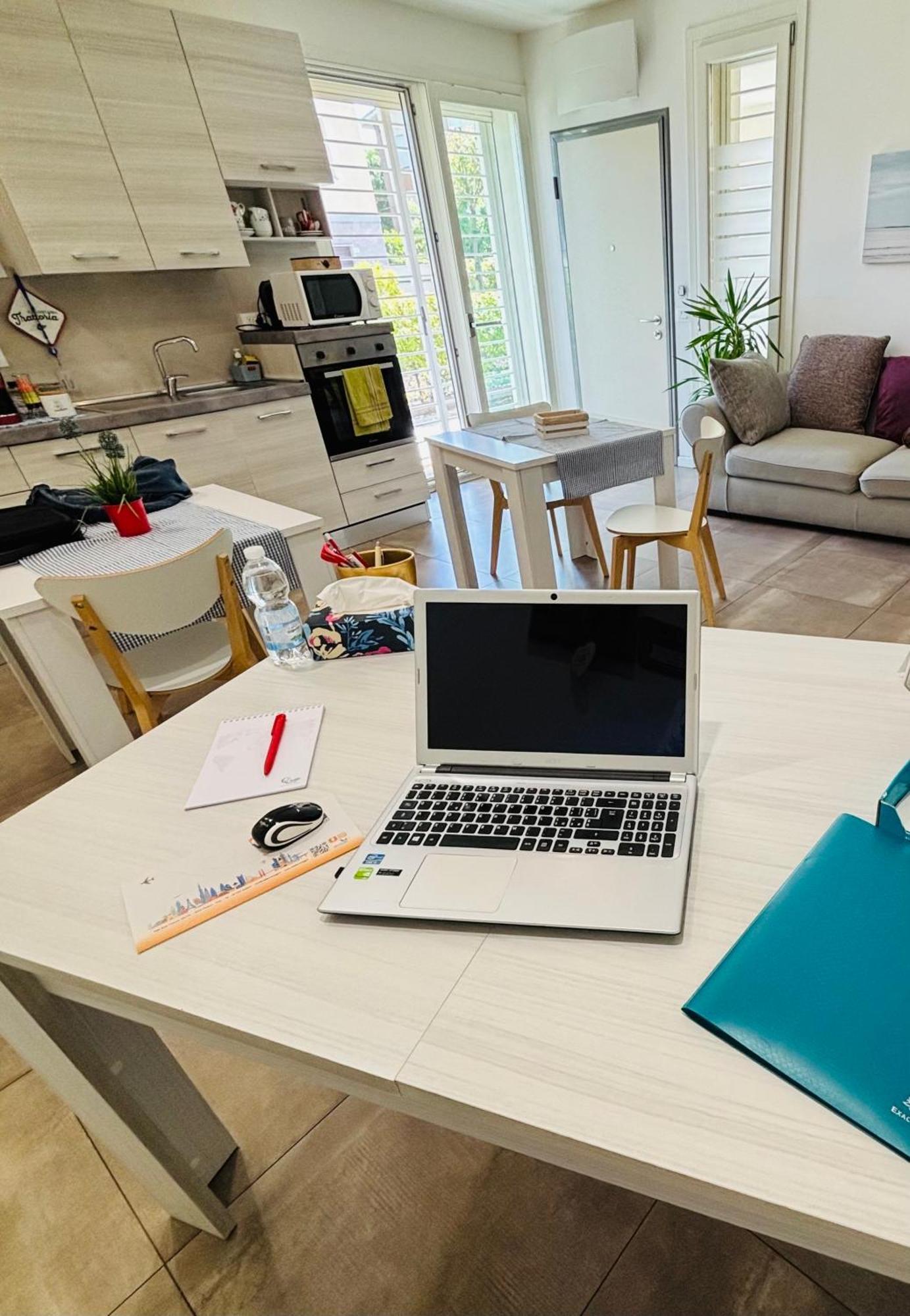 Maisonette Modena Park Kültér fotó